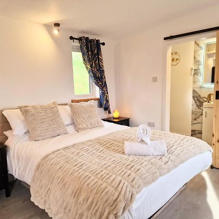 Kaoglen Lodge - Fawn Pod - Hot Tub - Dogs - Pitlochry - Luxury Blairgowrie and Rattray Εξωτερικό φωτογραφία